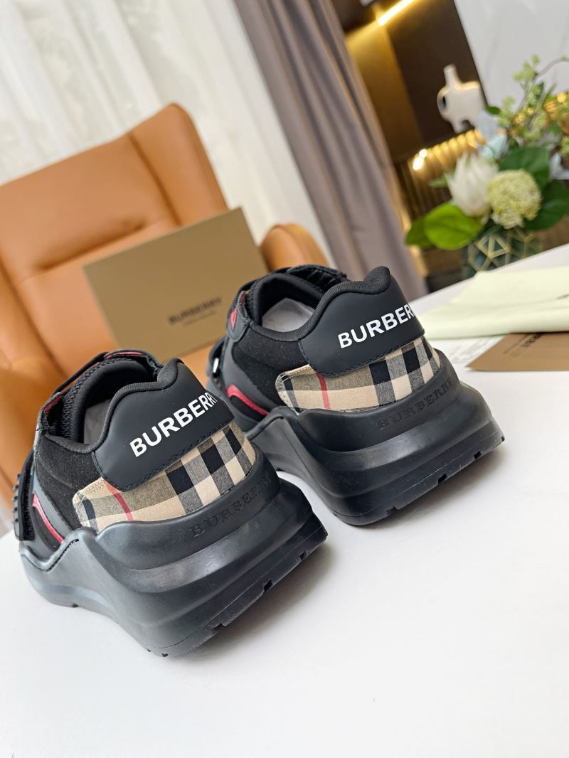 Burberry Low Shoes